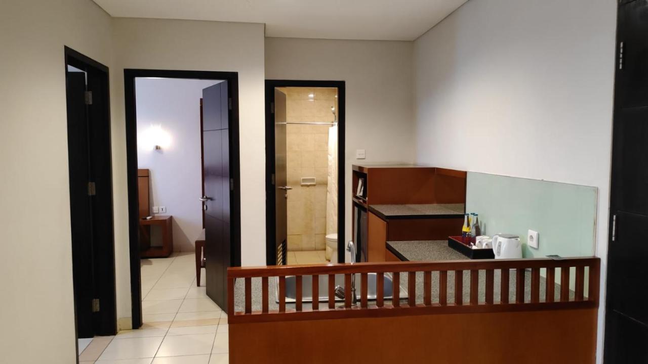 库塔大酒店 勒吉安 外观 照片